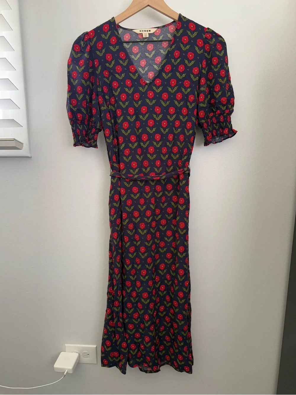 Boden 6 Petite Red Floral Midi Dress Navy Short Sleeve Preppy Cottage Coquette